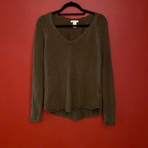Knit Army Green oversized top. Size small
